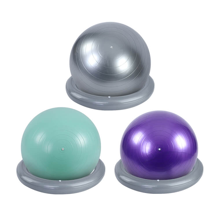 Gymboll med bas- och motståndsband Gymboll med bas- och motståndsband